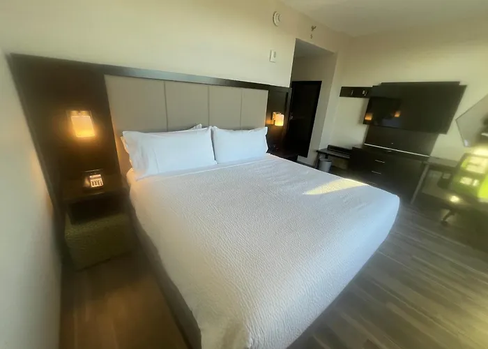 Holiday Inn Express Long Island City E - New York By Ihg