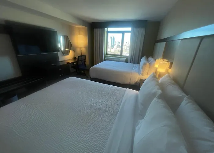 Holiday Inn Express Long Island City E - New York By Ihg